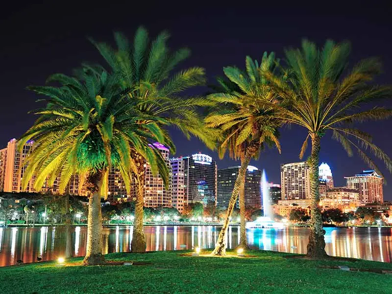 خیابان جمیرا دبی (Jumeirah Beach Road)